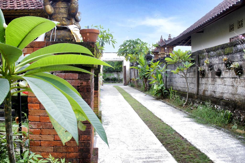 Ryanbagus Guest House Canggu  Bagian luar foto